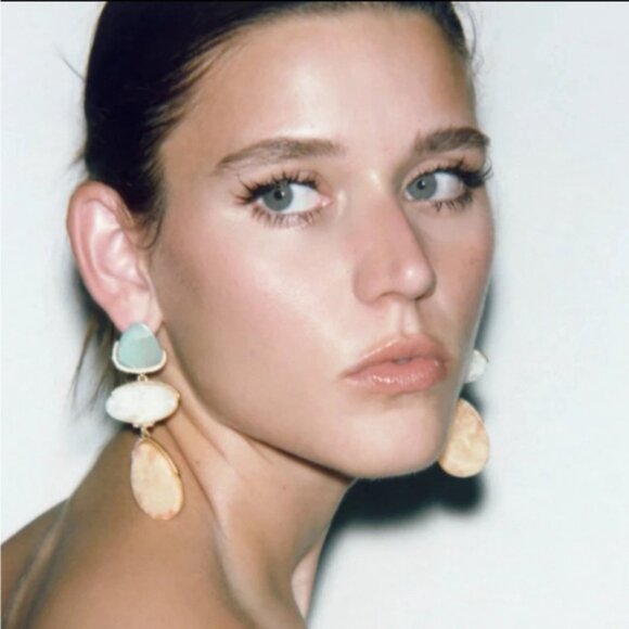 Zara Colorful triple Stone Drop Earrings NWT ✨🔥💖💖 - Picture 3 of 5